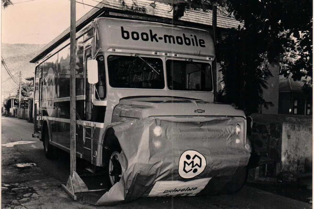 mobile library from early years on st. maarten.