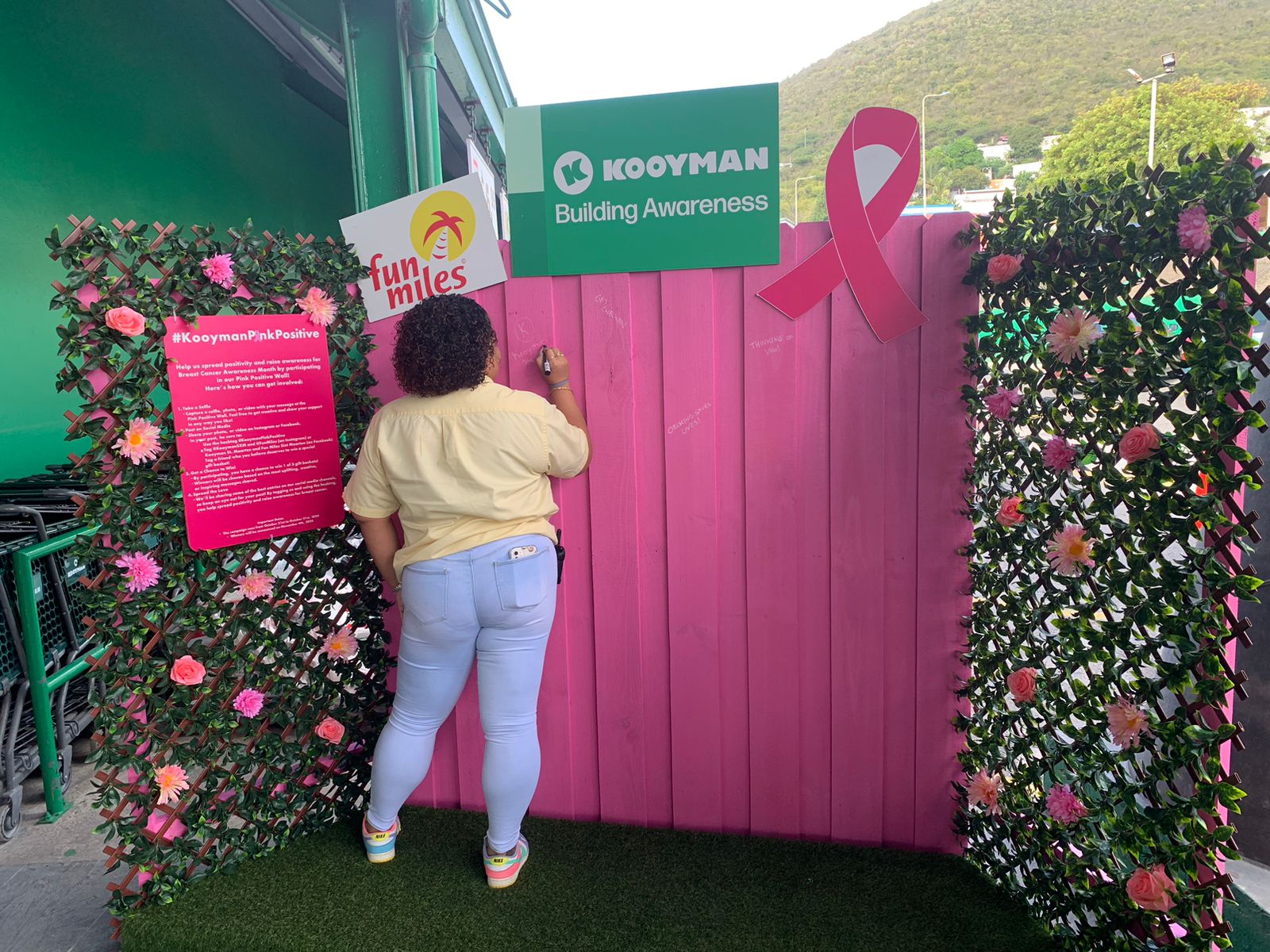 Pink wall in Kooyman for the Breast Awareness month