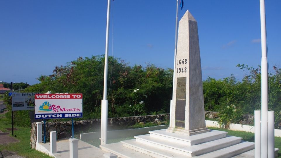 Concordia monument on the boarder of the dutch and french side