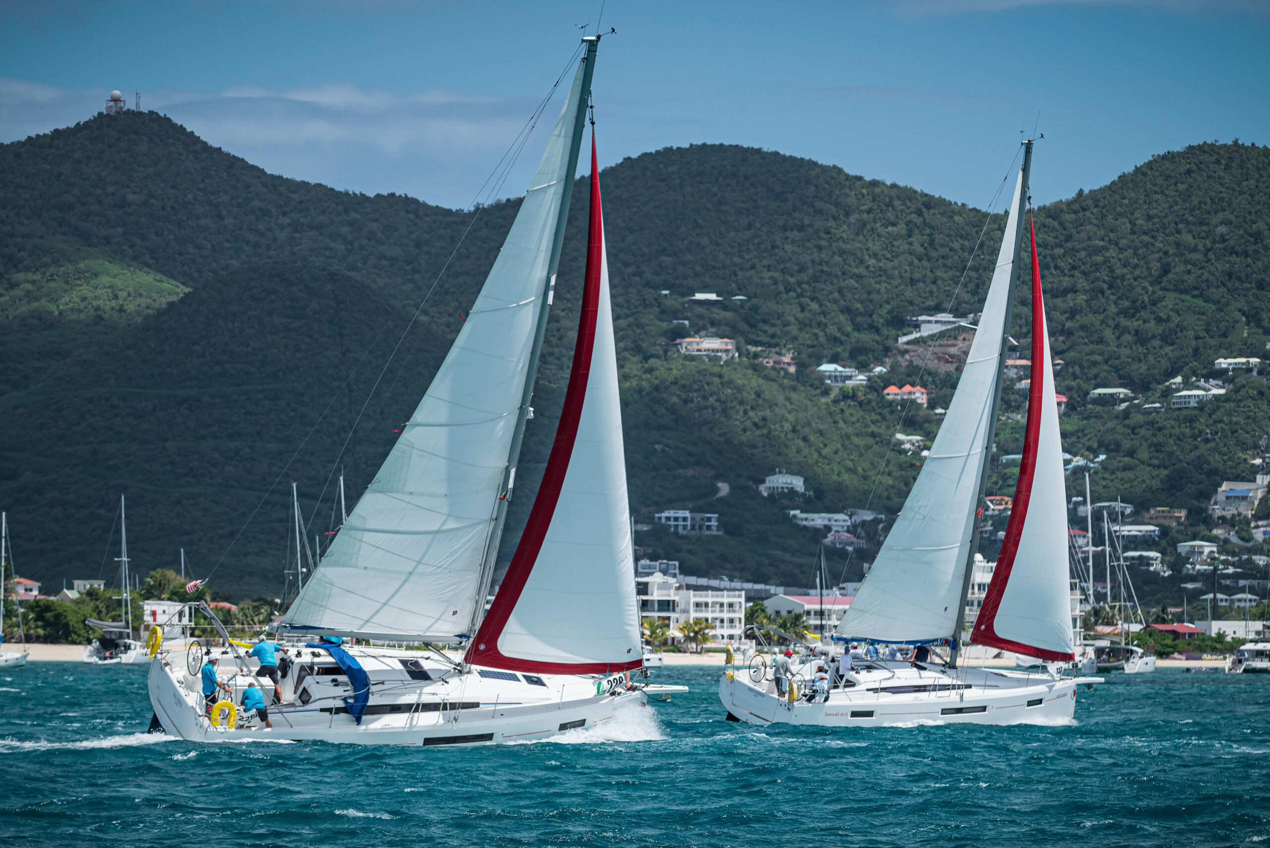 3 boats while sailing the Heineken Regatta