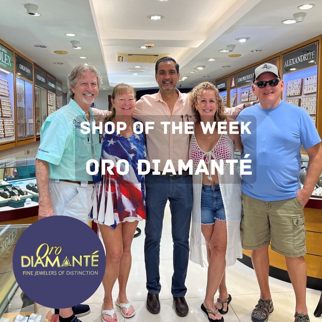 Happy customers at Oro Diamante